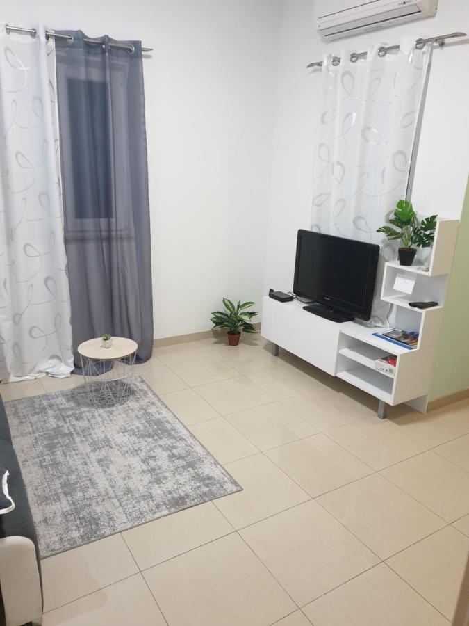 Sophos Appartement Supetar Buitenkant foto