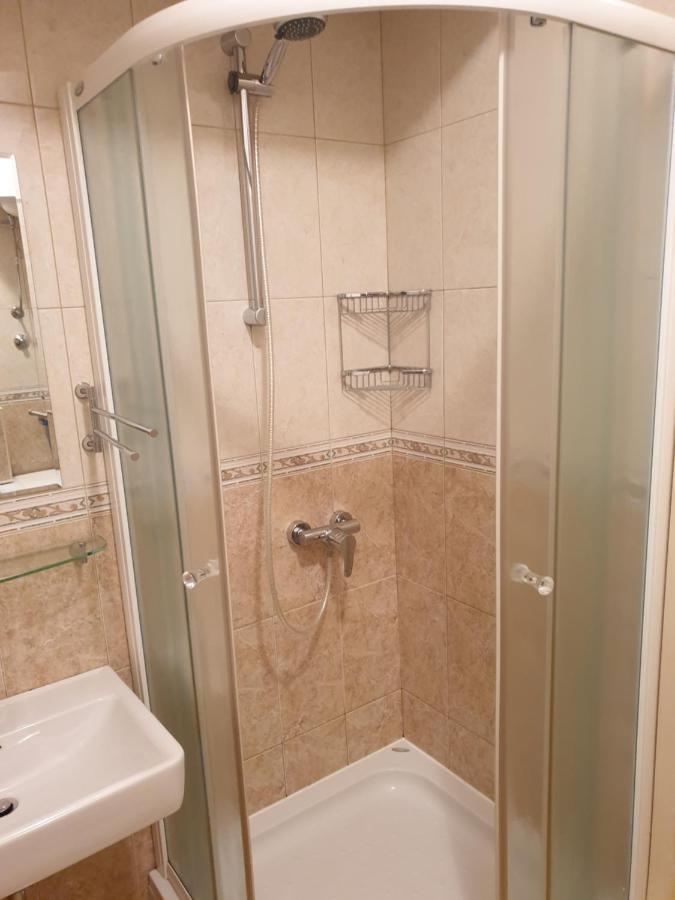Sophos Appartement Supetar Buitenkant foto